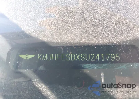 2025 Genesis Gv80 2.5T Standard Awd z USA, uszkodzony, nr VIN KMUHFESBXSU241795